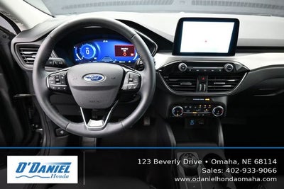 2022 Ford Escape Titanium