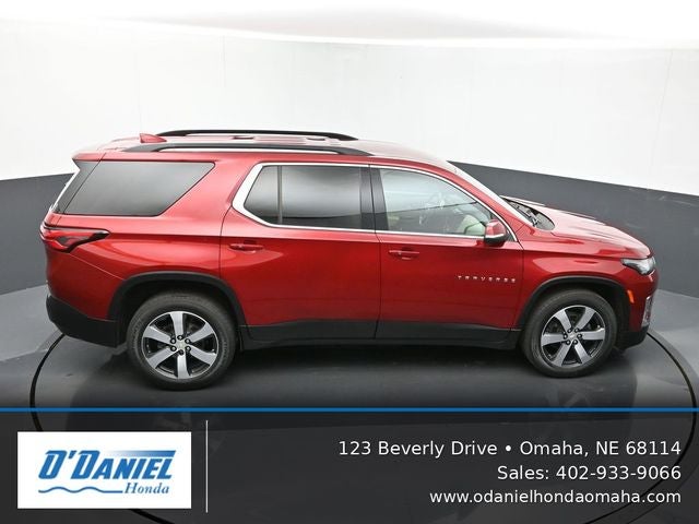 2022 Chevrolet Traverse LT Leather