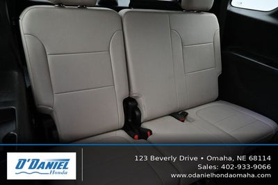 2022 Chevrolet Traverse LT Leather