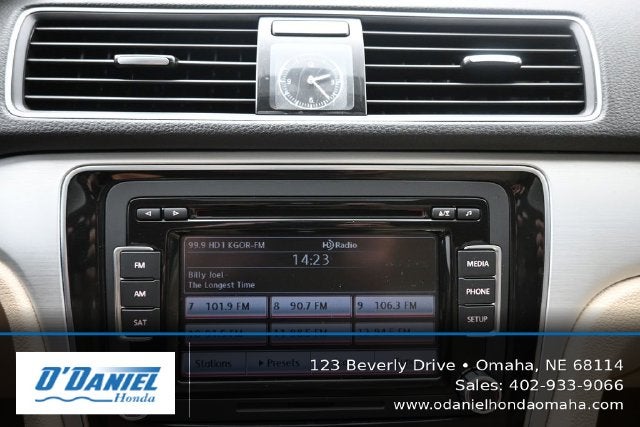 2012 Volkswagen Passat 2.5 SE