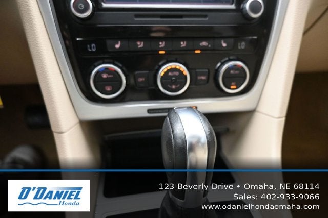 2012 Volkswagen Passat 2.5 SE