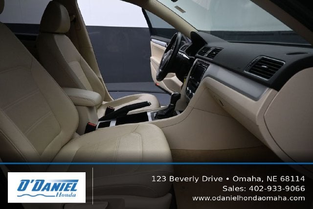 2012 Volkswagen Passat 2.5 SE