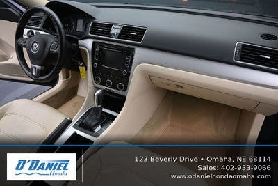2012 Volkswagen Passat 2.5 SE