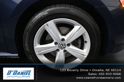 2012 Volkswagen Passat 2.5 SE