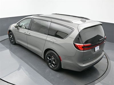2021 Chrysler Pacifica Hybrid Touring L