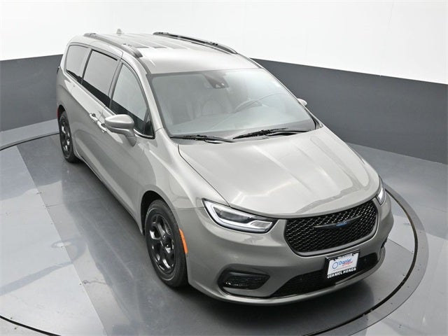 2021 Chrysler Pacifica Hybrid Touring L