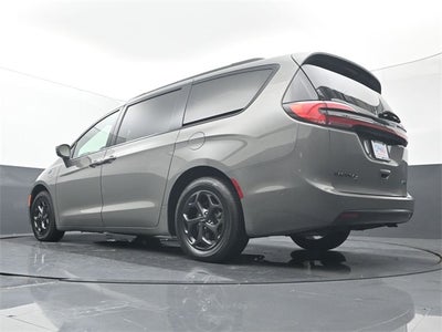 2021 Chrysler Pacifica Hybrid Touring L