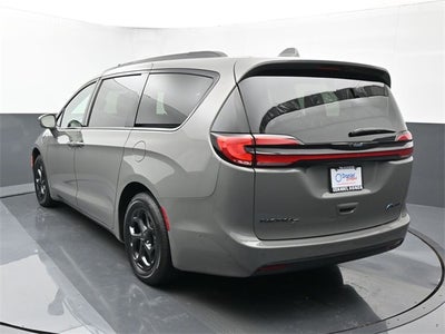 2021 Chrysler Pacifica Hybrid Touring L
