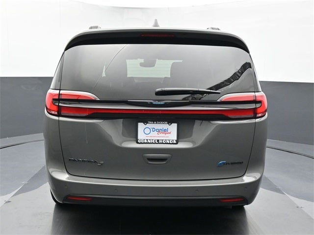 2021 Chrysler Pacifica Hybrid Touring L