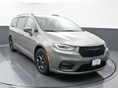 2021 Chrysler Pacifica Hybrid Touring L