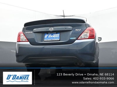 2015 Nissan Versa 1.6 SV