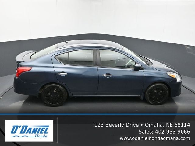 2015 Nissan Versa 1.6 SV