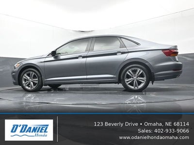 2019 Volkswagen Jetta R-Line