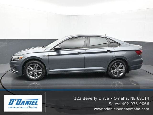 2019 Volkswagen Jetta R-Line