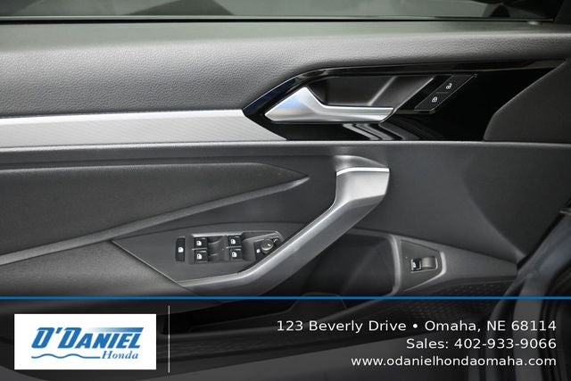 2019 Volkswagen Jetta R-Line