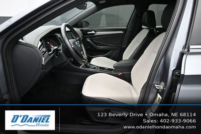 2019 Volkswagen Jetta R-Line