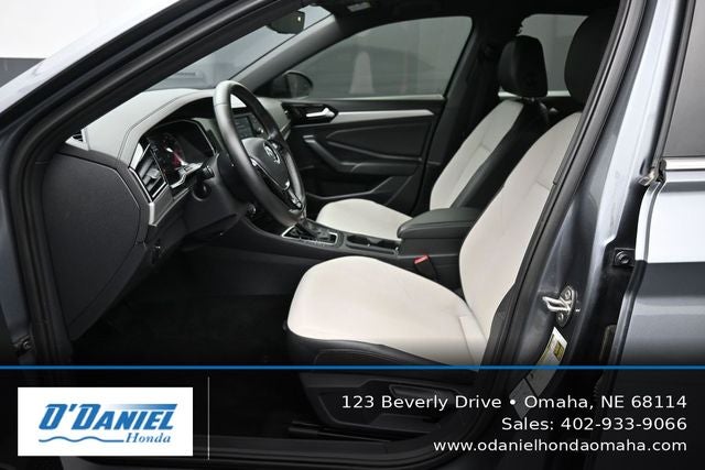 2019 Volkswagen Jetta R-Line