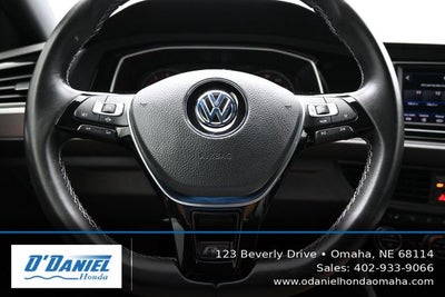 2019 Volkswagen Jetta R-Line
