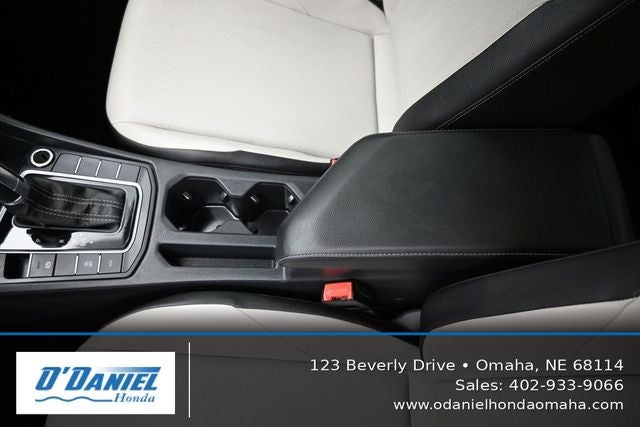 2019 Volkswagen Jetta R-Line