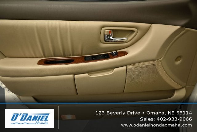 2004 Toyota Avalon XLS