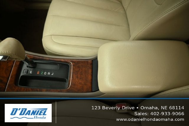 2004 Toyota Avalon XLS