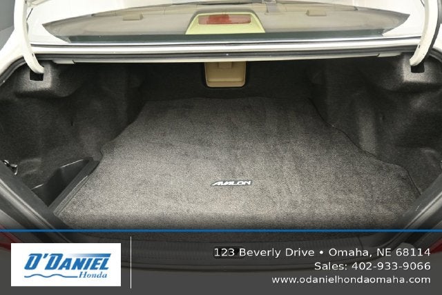 2004 Toyota Avalon XLS