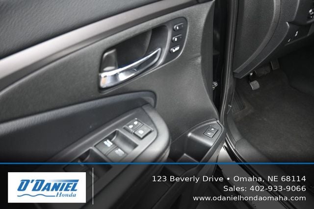 2020 Honda Pilot EX-L w/Navigation and Rear Entertainment System