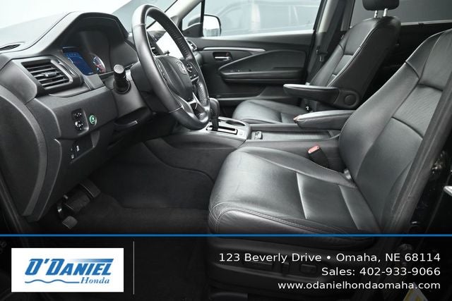 2020 Honda Pilot EX-L w/Navigation and Rear Entertainment System