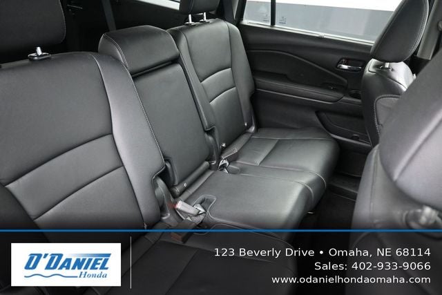 2020 Honda Pilot EX-L w/Navigation and Rear Entertainment System