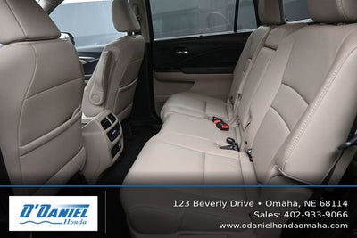2019 Honda Pilot EX-L w/Navigation and Rear Entertainment System