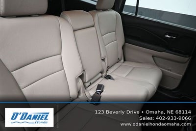 2019 Honda Pilot EX-L w/Navigation and Rear Entertainment System