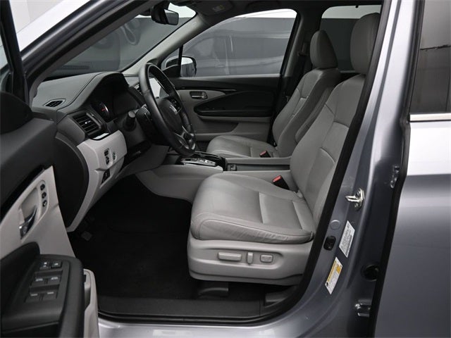2021 Honda Pilot Touring 8 Passenger