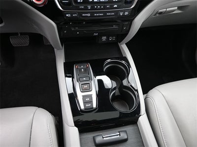 2021 Honda Pilot Touring 8 Passenger