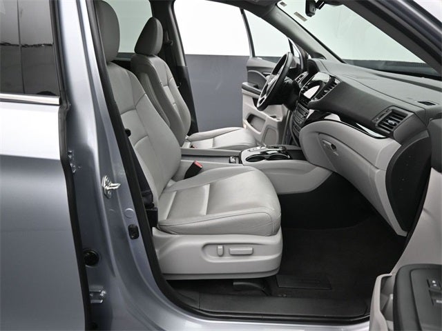 2021 Honda Pilot Touring 8 Passenger