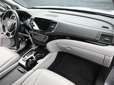 2021 Honda Pilot Touring 8 Passenger