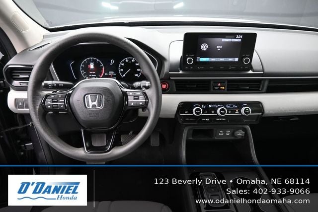 2023 Honda Pilot LX