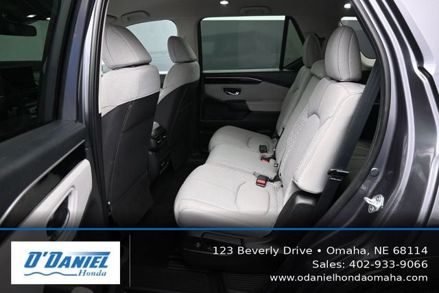 2023 Honda Pilot LX