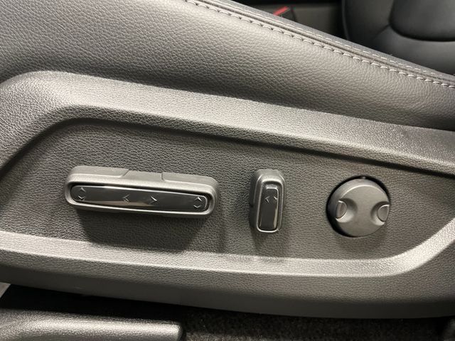 2026 Honda Pilot Touring w/Adventure Package