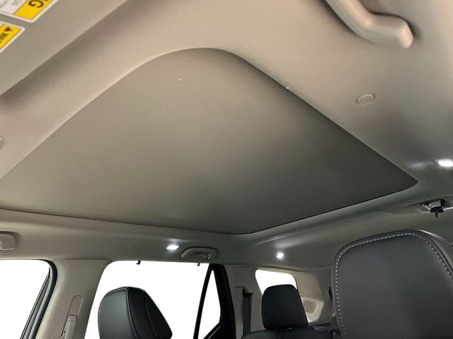 2026 Honda Pilot Touring w/Adventure Package