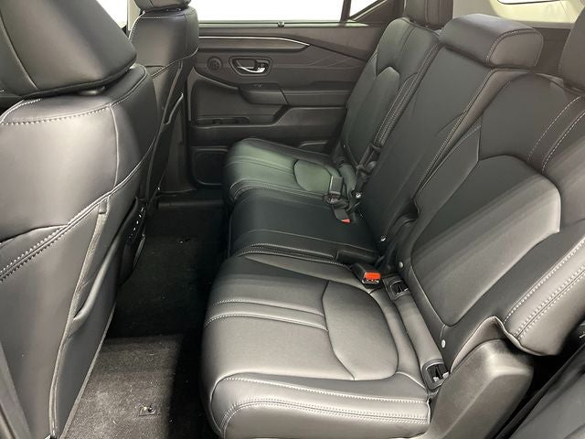 2026 Honda Pilot Touring w/Adventure Package