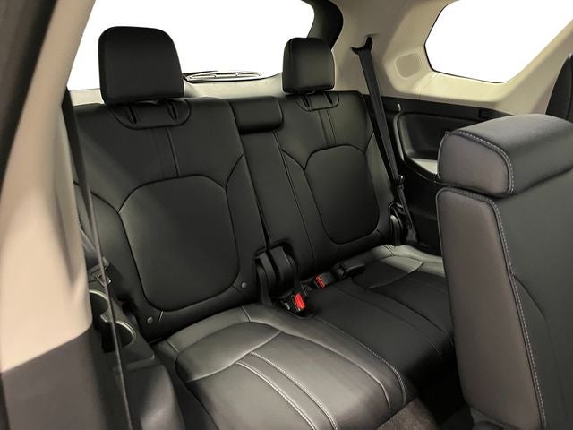 2026 Honda Pilot Touring w/Adventure Package