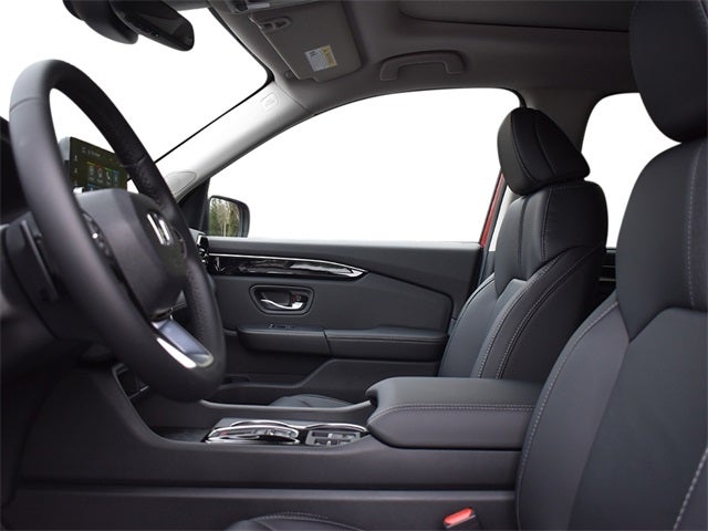 2025 Honda Pilot Touring+ w/ Lower Door Trim