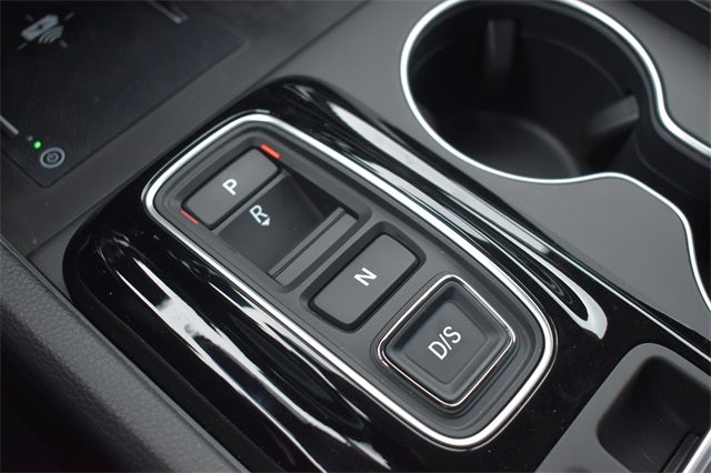 2025 Honda Pilot Touring+ w/ Lower Door Trim