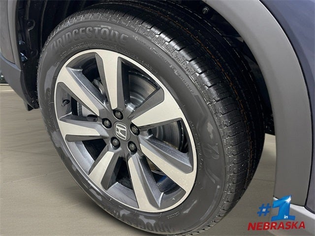 2025 Honda Pilot Touring w/ Tow Package