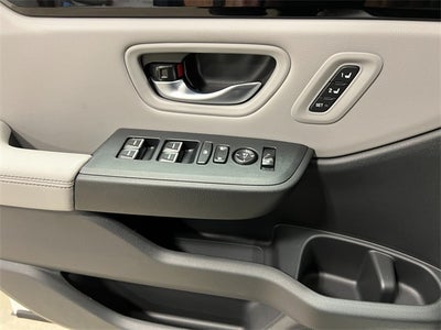 2025 Honda Pilot Touring w/ Tow Package