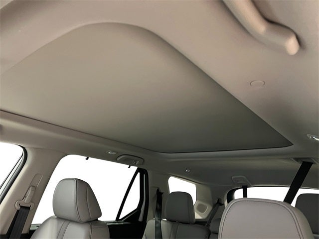 2025 Honda Pilot Touring w/ Tow Package