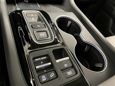 2025 Honda Pilot Touring w/ Tow Package