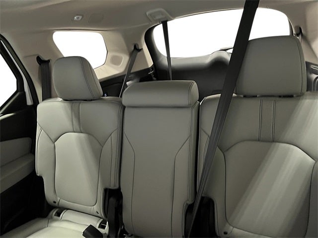 2025 Honda Pilot Touring w/ Tow Package