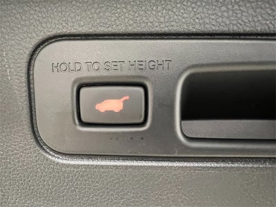 2025 Honda Pilot Touring w/ Tow Package