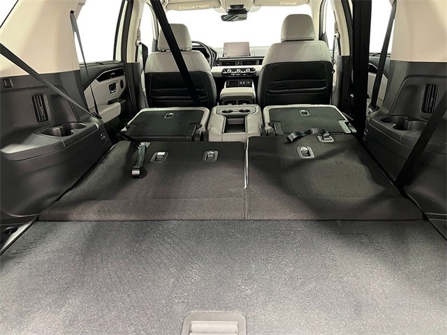 2025 Honda Pilot Touring w/ Tow Package